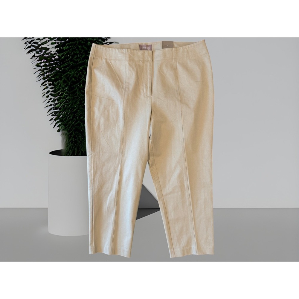 NWT Chico's Capital Stretch Mandy Cropped Pants Khaki Size 2.5 / 14 Summer Chic